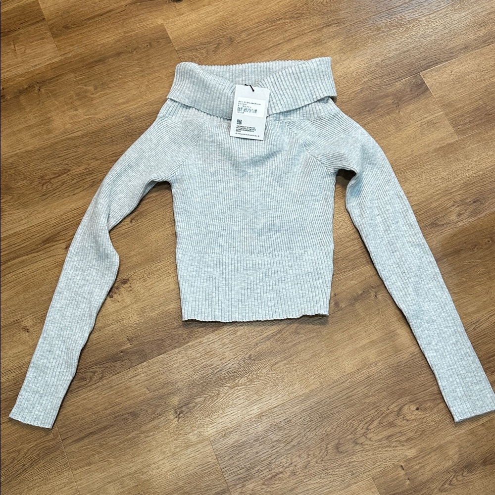 Princess Polly Morley Off‎ Shoulder Sweater in Grey Marle Size M/L - Picture 2 of 7